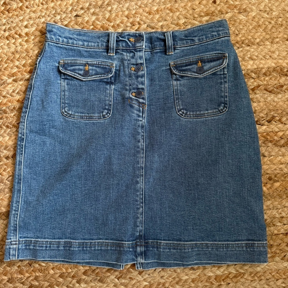 Jones New York 10 Petite Blue Denim Skirt with Patch Pockets